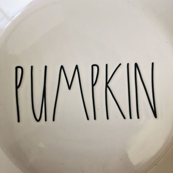 Rae Dunn“PUMPKIN” Pie Plate Fluted Baking Dish - AUTHENTIC - Picture 2 of 6